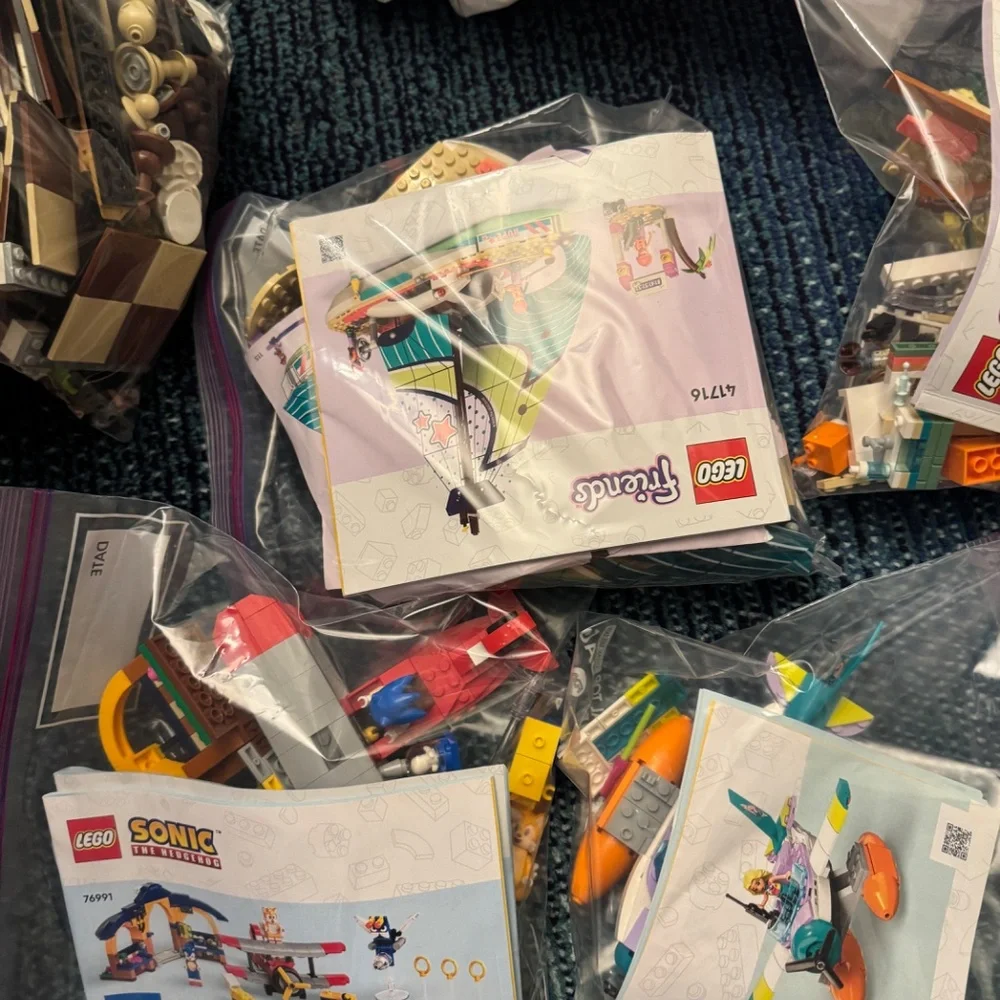 Multiple Lego sets - Picture 6 of 8